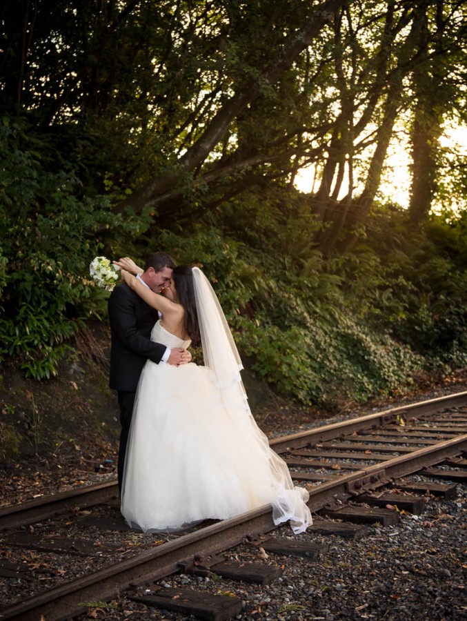 Luxury-Ballard-Canal-Wedding-Photographer