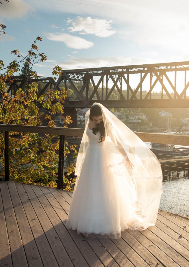 Luxury-Ballard-Canal-Wedding-Photographer