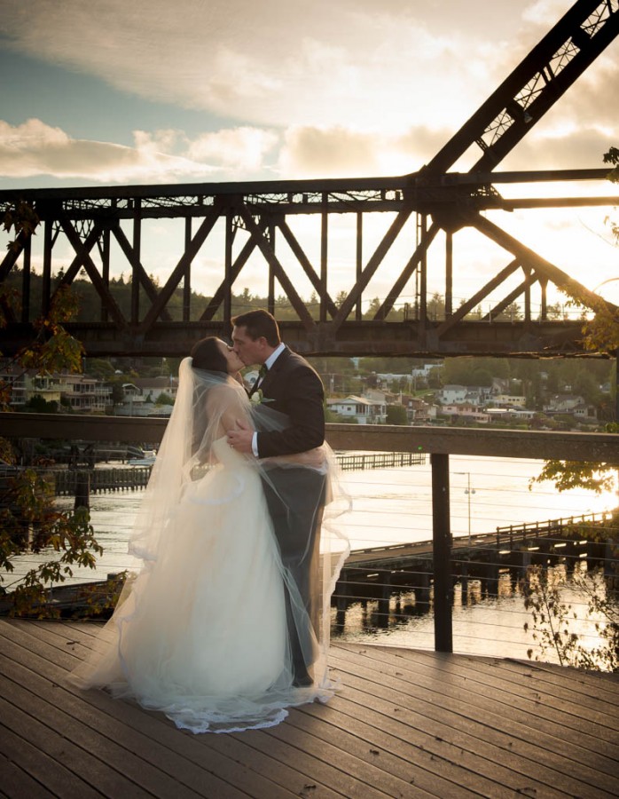 Luxury-Ballard-Canal-Wedding-Photographer